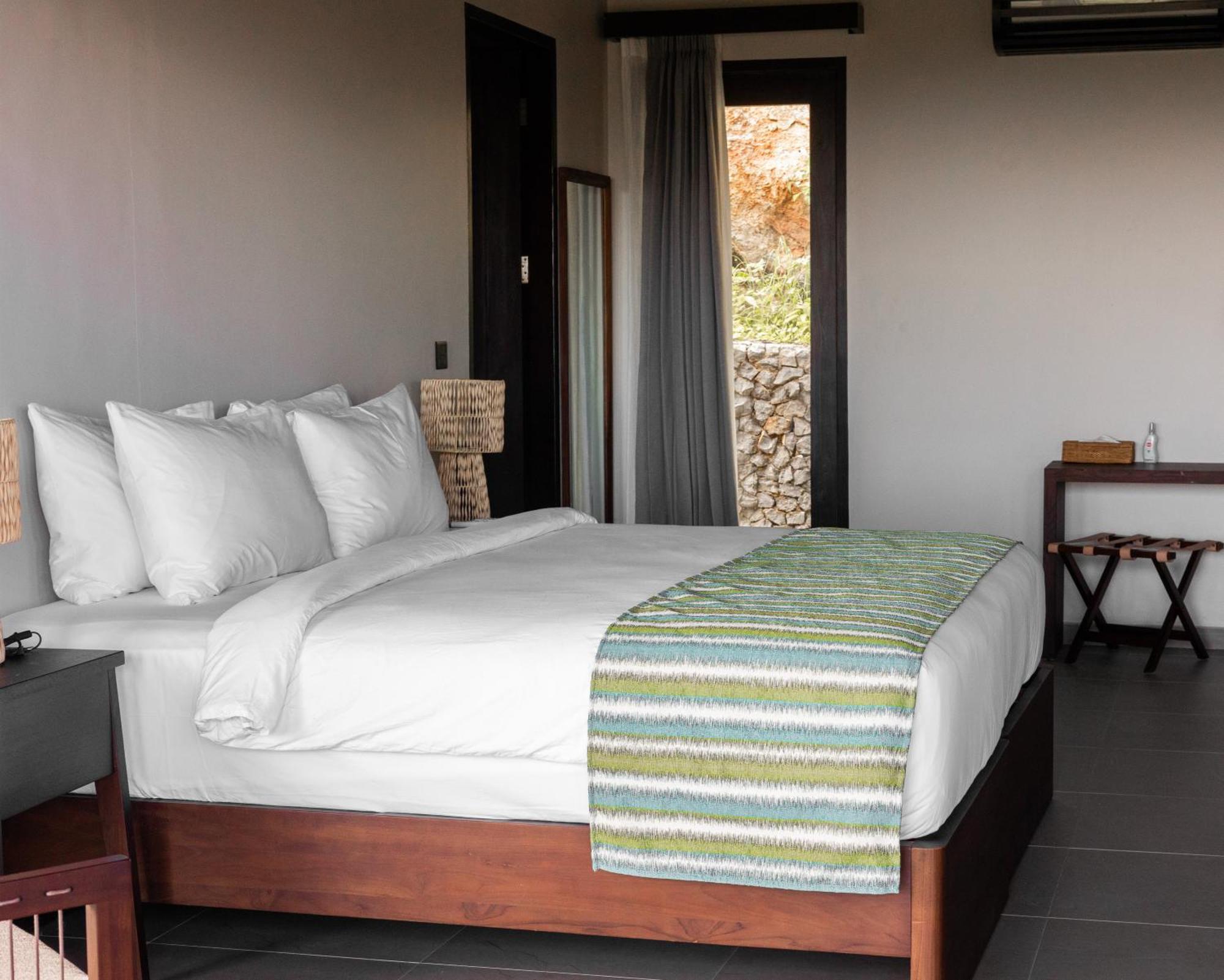 Menjaga Bay Hotel ลาบวนบาโจ ภายนอก รูปภาพ