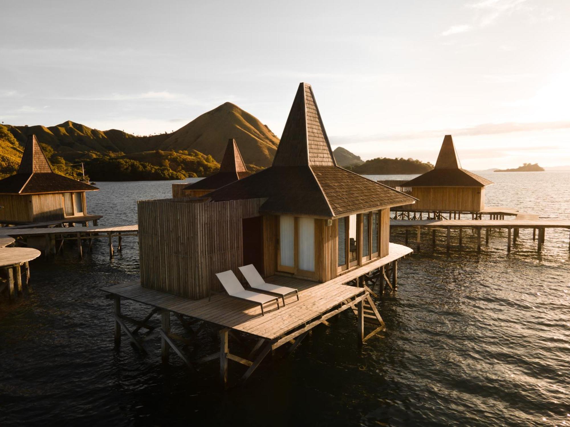 Menjaga Bay Hotel ลาบวนบาโจ ภายนอก รูปภาพ