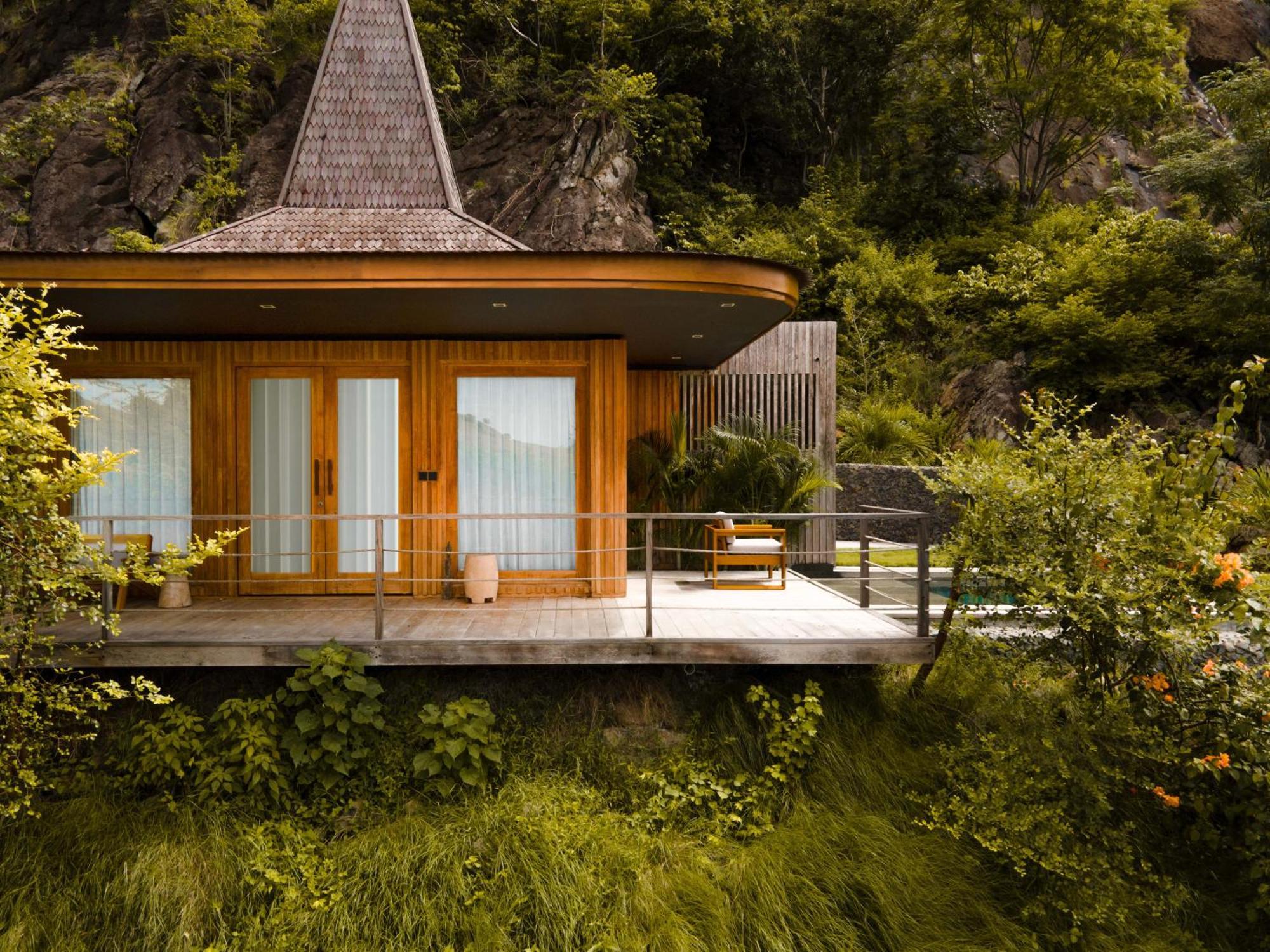 Menjaga Bay Hotel ลาบวนบาโจ ภายนอก รูปภาพ